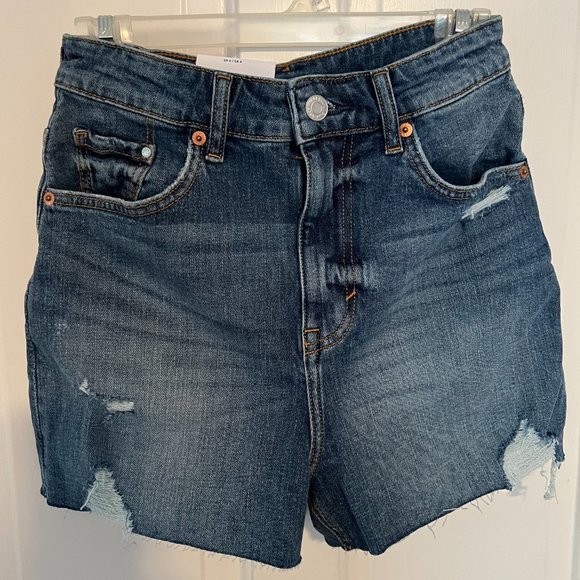 NEW H&M mom shorts, high waist - Picture 8 of 8